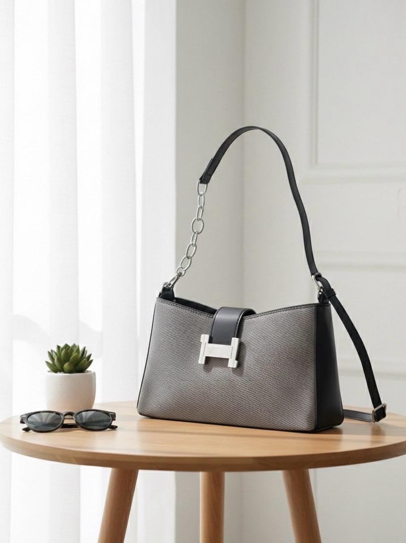CLUTCH HANDBAG TEXTURED